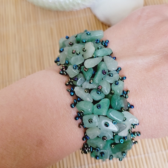 Aventurine Gemstone Chip Beaded Hand Knitted Bracelet *NWT - Picture 8 of 12